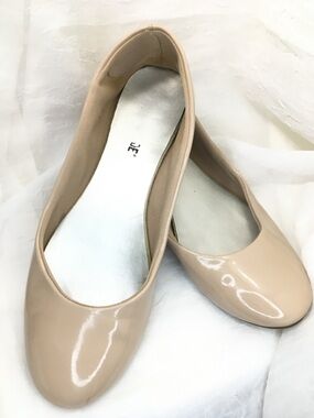 LOWER EAST SIDE Nude Patent Ballet Flats -8-